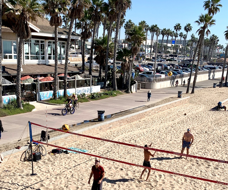 Volleyball on Huntington Beach