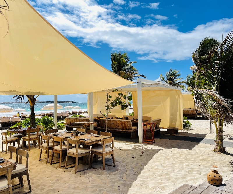 Coco Beach Tables & Loungers St Thomas